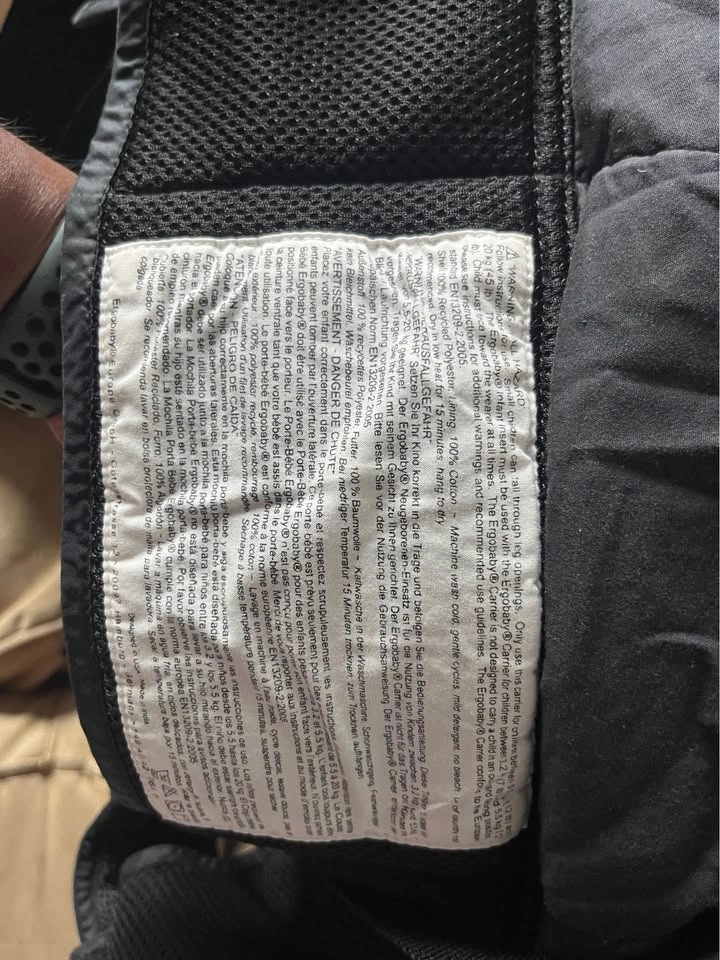 Ergobaby Baby Carrier - photo 4