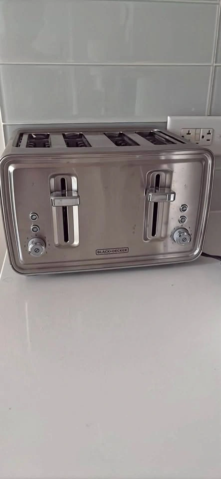 BLACK+DECKER 4-Slice Toaster