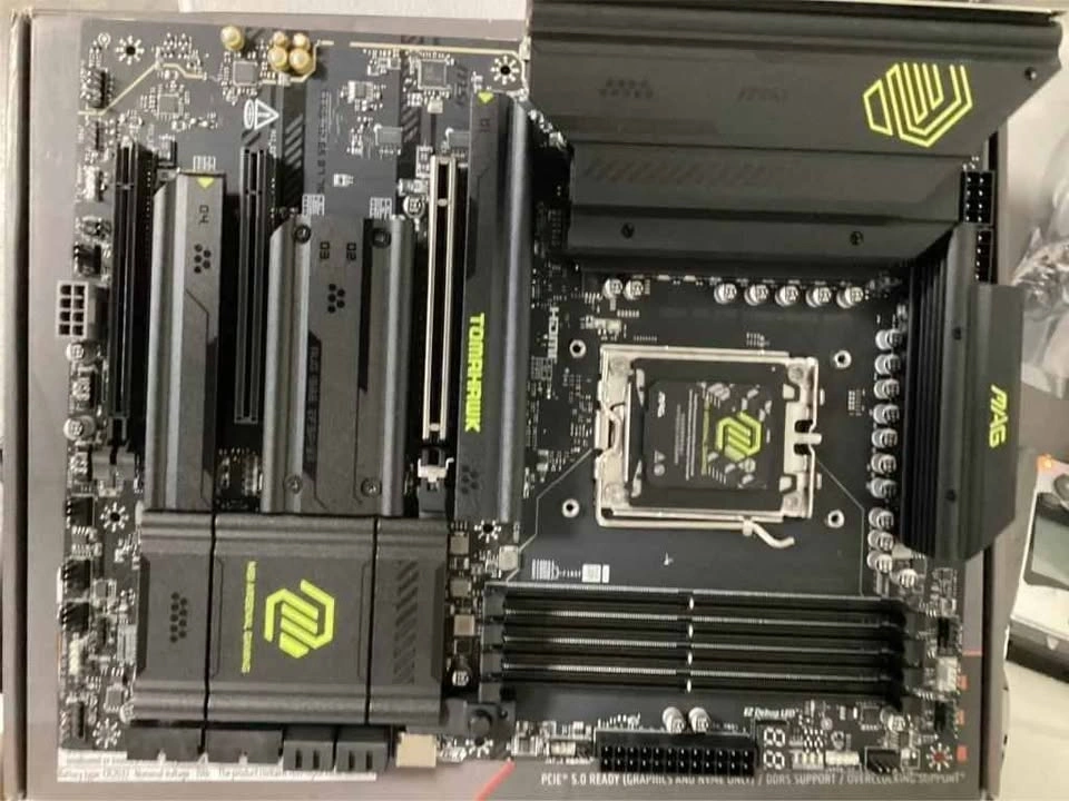 BRAND-NEW MSI MAG X870E TOMAHAWK WIFI Motherboard - photo 3