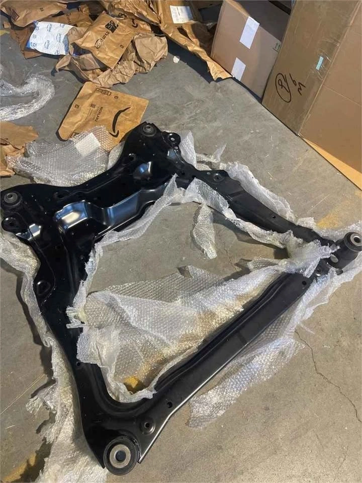 NEW-Front Suspension Crossmember Subframe SD187550 - photo 3