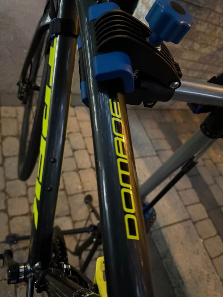 Trek Domane AL 3 Road Bike - photo 3