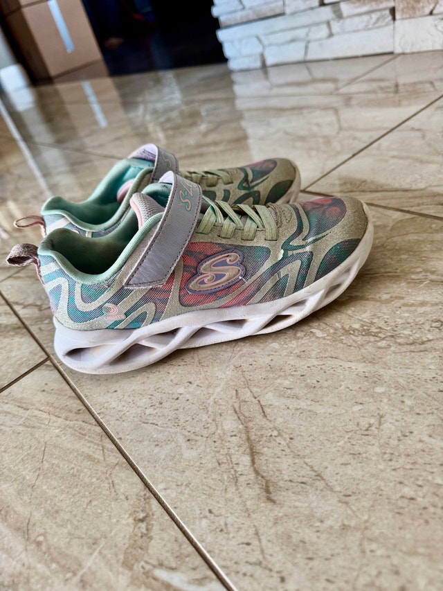Skechers S-Lights Girls' Sneakers Size 3