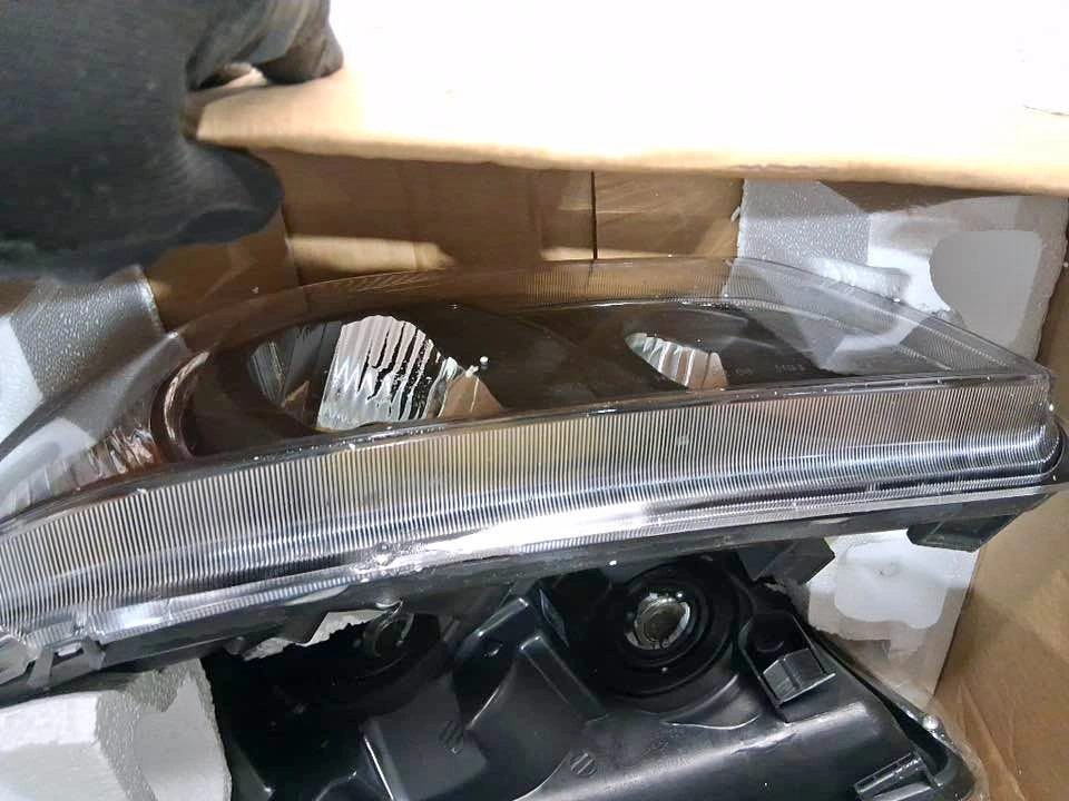 WEELMOTO Headlight Assembly for Toyota Highlander