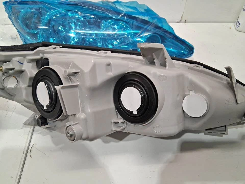 2PC Headlight Set for 2005-06 Toyota Camry