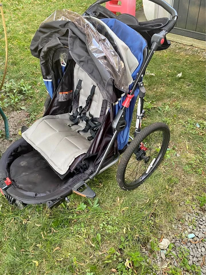 SCHWINN Double running/jogging stroller