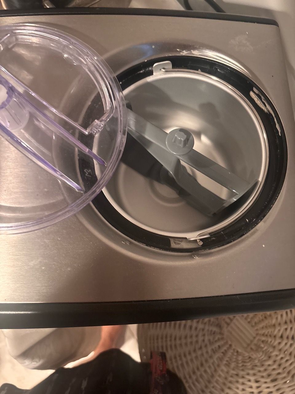 Cuisinart Ice 100 Compressor Ice Cream Maker - photo 4