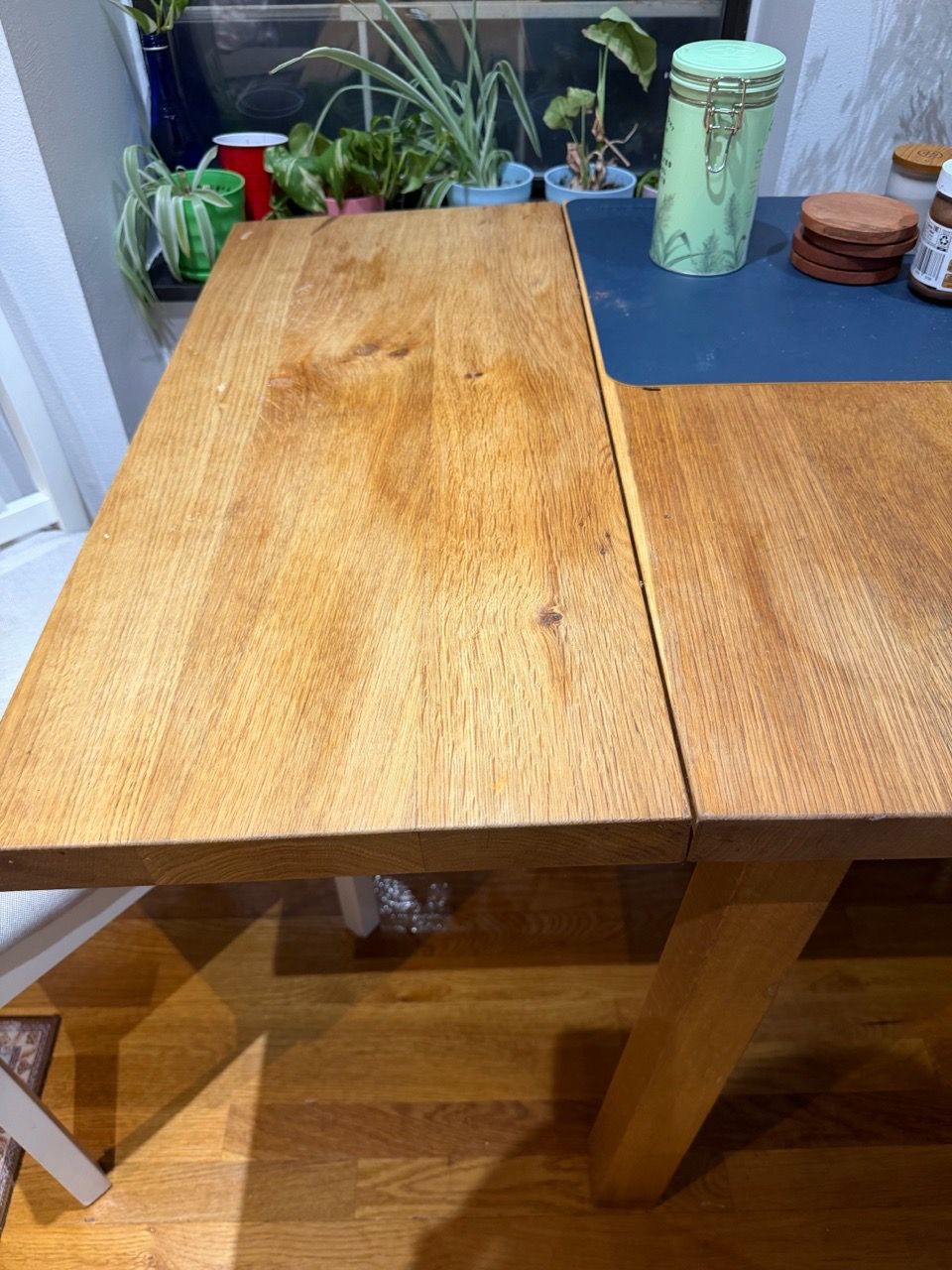 Solid Wood Extendable Dining Table