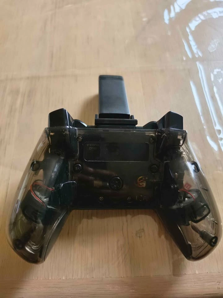 EvoFox One Wireless Controller - photo 3