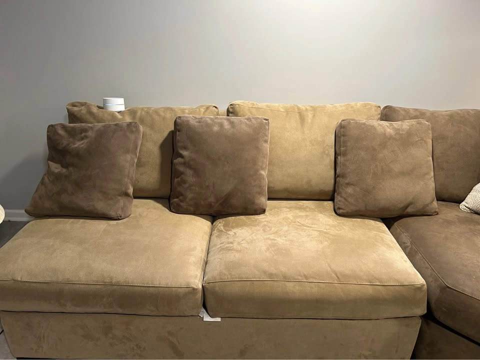 Crate & Barrel Sectional Sofa - photo 4