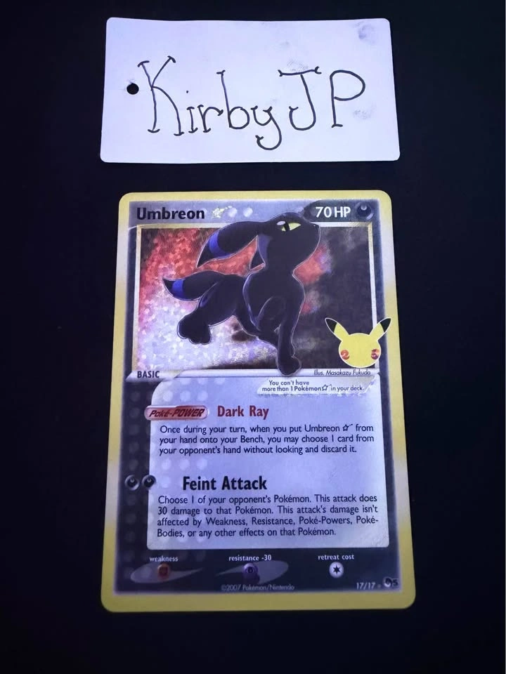 Pokemon Celebrations Umbreon Gold Star 17/17 - photo 3