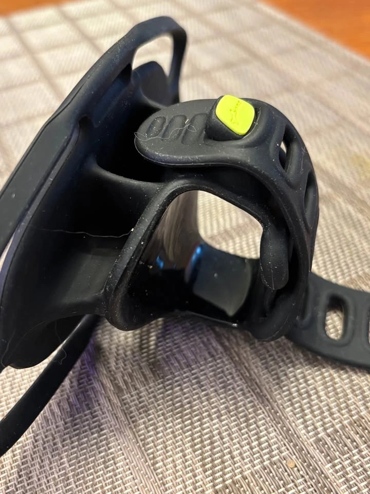 Universally compatible smart phone holder for bike stem - photo 4
