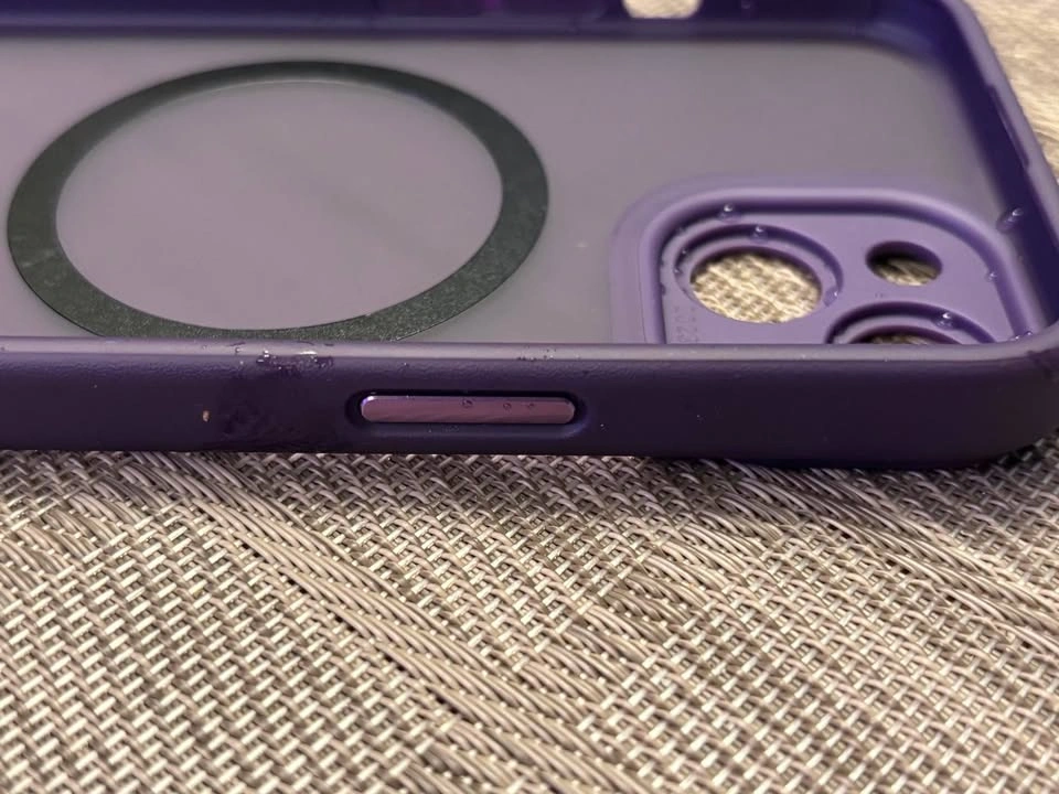 iPhone 15 magnetic snap case - photo 3