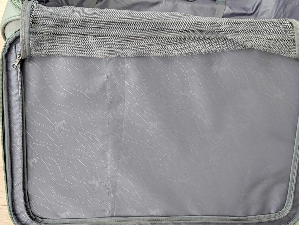 Atlantic Softside Spinner Large Suitcase Luggage - photo 3