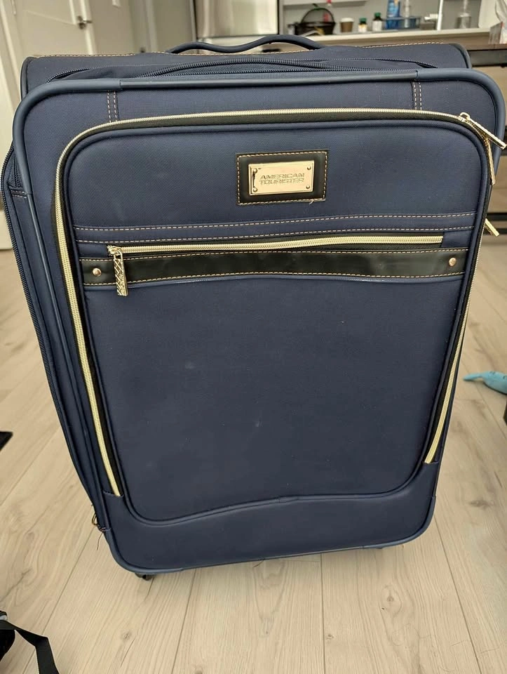 American Tourister Spinner Large Suitcase Luggage