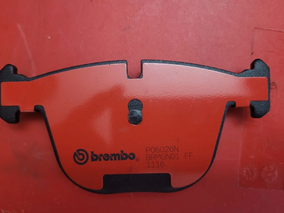 Brembo P06026N Ceramic Rear Disc Brake Pad Set for BMW X6 - photo 2