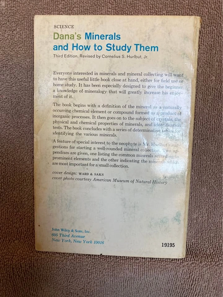 Vintage “Dana’s Minerals & How To Study Them” Paperback Book - photo 3