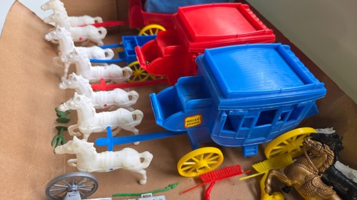 Vintage MPC Santa Fe Trail Box Set MARX Plastic Figure Lot - photo 5