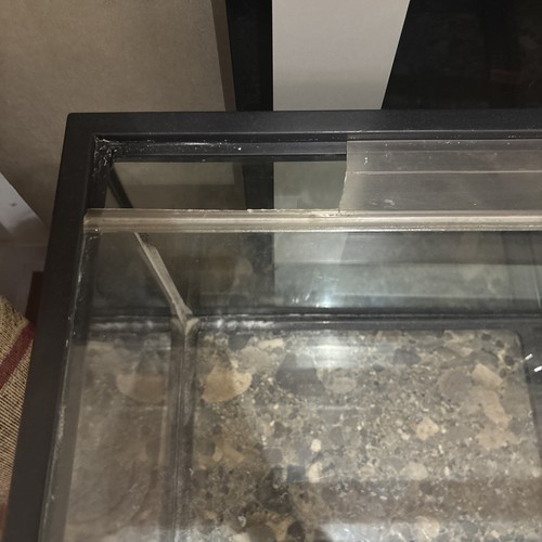 40 Gallon Fish Tank / Aquarium (36" x 18" x 17") - photo 4