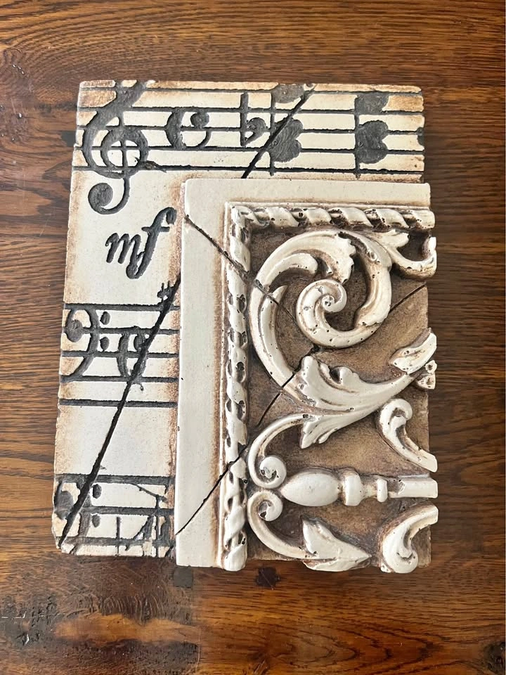 Sid Dickens Music in the Moulding memory block