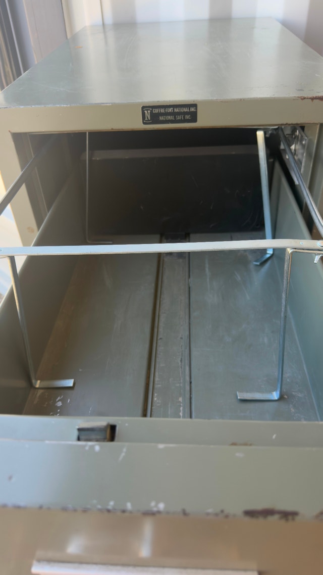 Fireproof 4 Drawer Filing Cabinet - photo 3