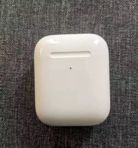 Genuine Apple AirPods 1st Gen/2nd Gen: CHARGING CASE ONLY