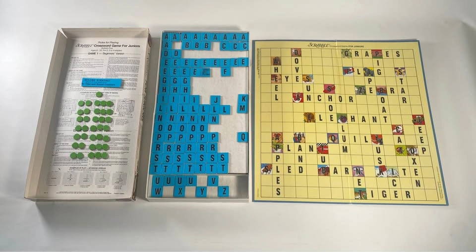 Scrabble for Juniors | 1982 Vintage Board Game - photo 4