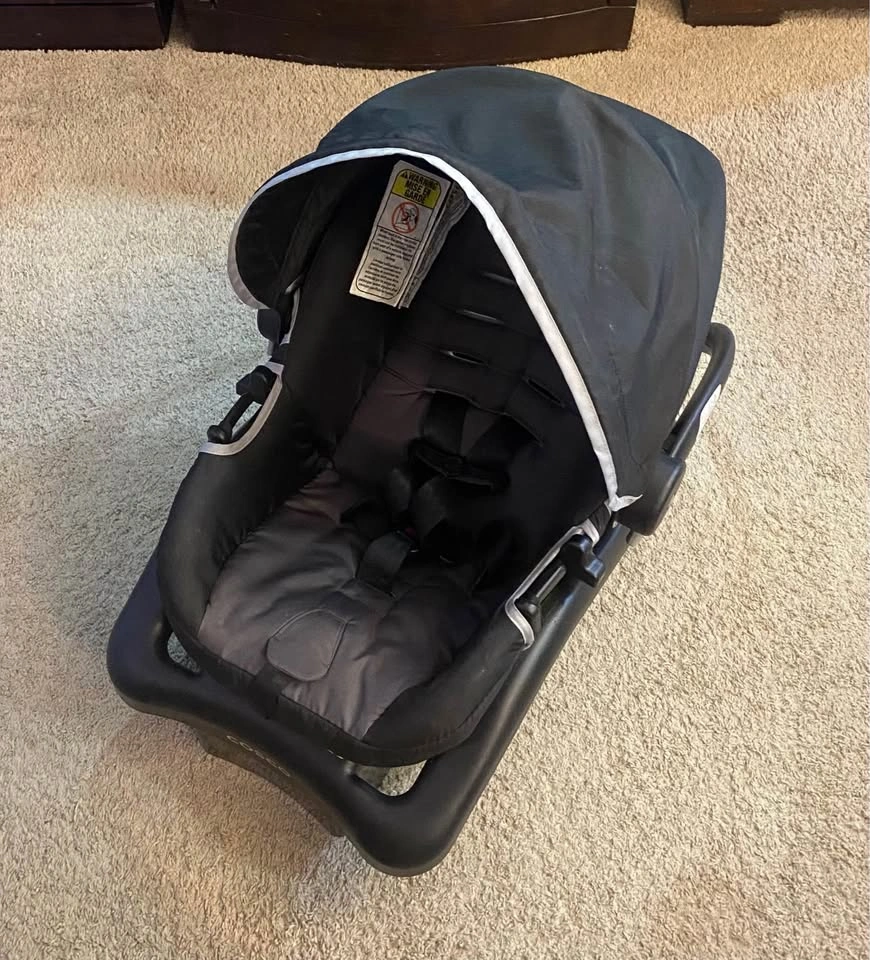 Cosco Baby Car Seat Carrier with Base - Black/Grey - photo 4