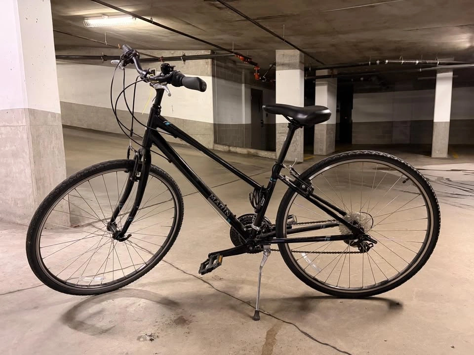 Marin Kentfield CS1 Hybrid Bike – Good Condition - photo 3