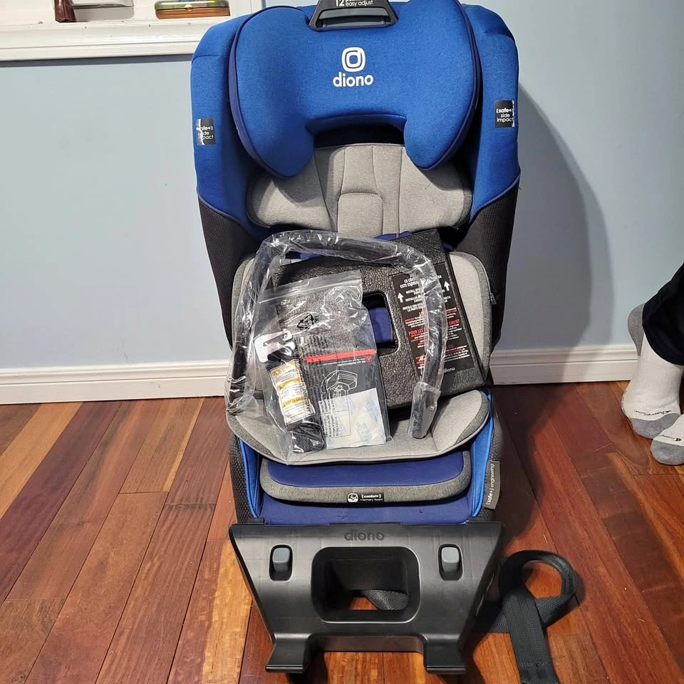 EEUC Diono Radian 3QX all in one carseat