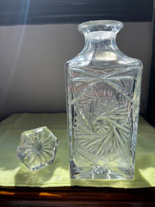 Vintage Square Pinwheel Crystal Decanter - photo 2