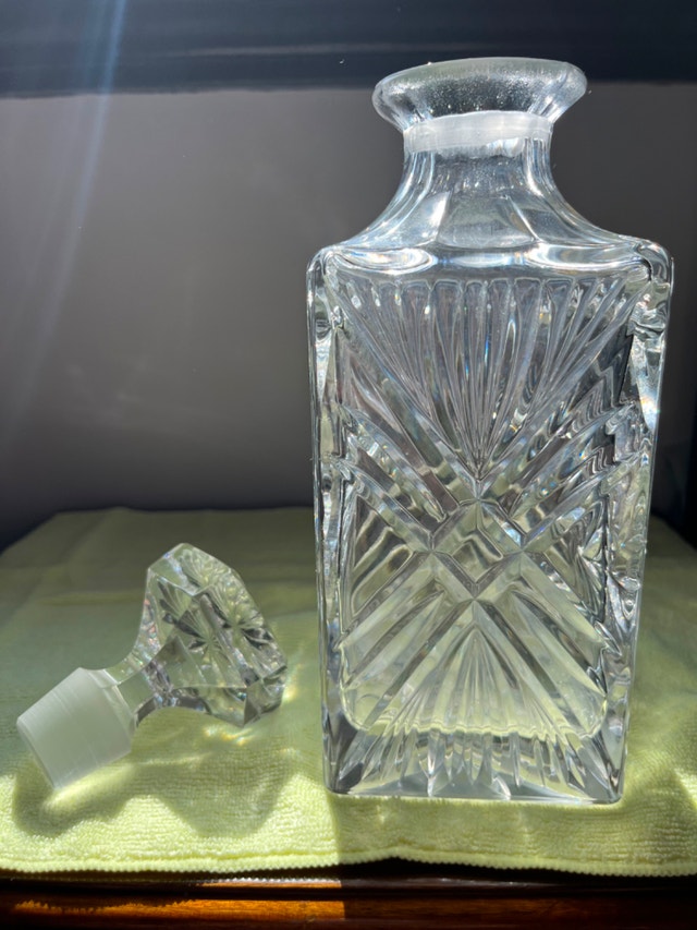 Vintage Square Pinwheel Crystal Decanter - photo 3
