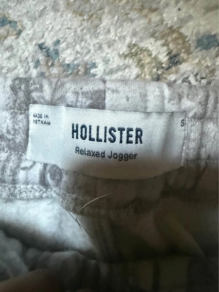 Hollister Relaxed Jogger Sweatpants Bundle - photo 4