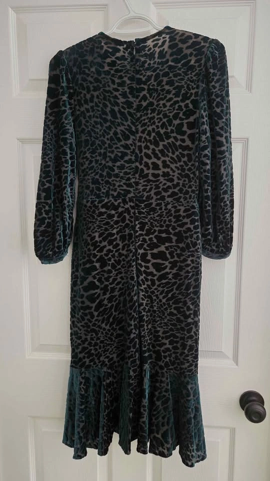Calvin Klein Green Leopard Dress - size 8P - photo 3