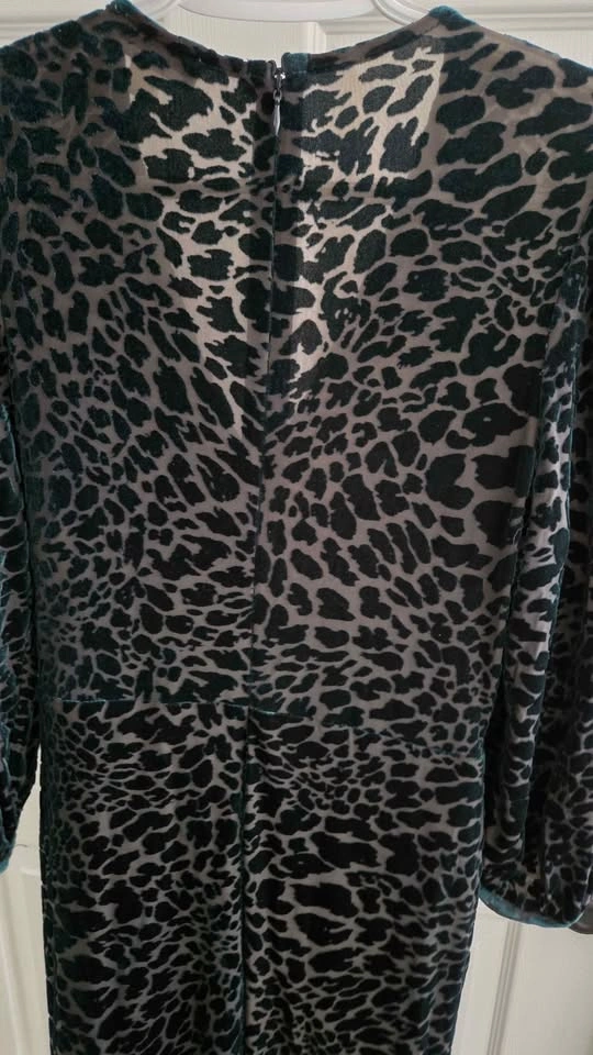 Calvin Klein Green Leopard Dress - size 8P - photo 5