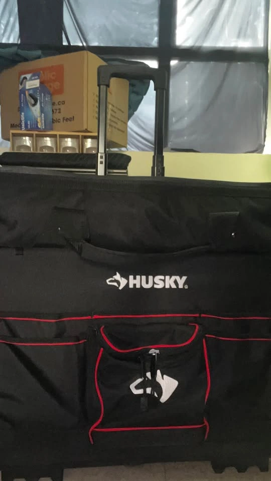 Husky 22-inch Pro Grade Rolling Tote - photo 5