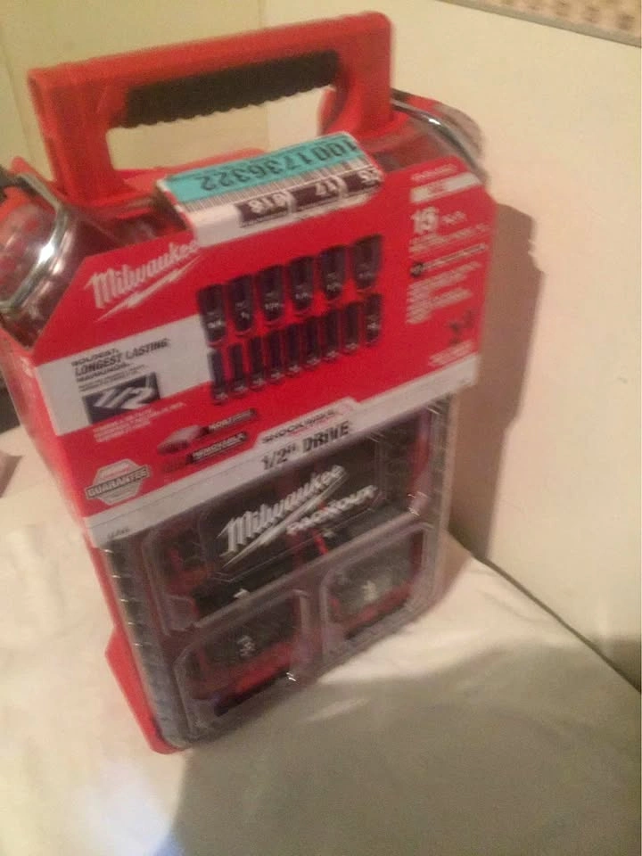 Milwaukee Tool SHOCKWAVE Impact-Duty 1/2 in. Drive