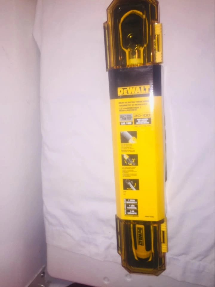 DEWALT 1/2-inch Micrometer Torque Wrench - photo 3