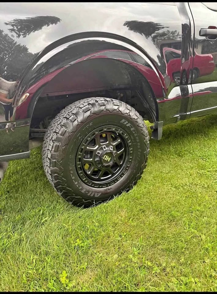 BFGoodrich All-Terrain T/A KO2 Tires 285/70/17 (Tires Only) - photo 3