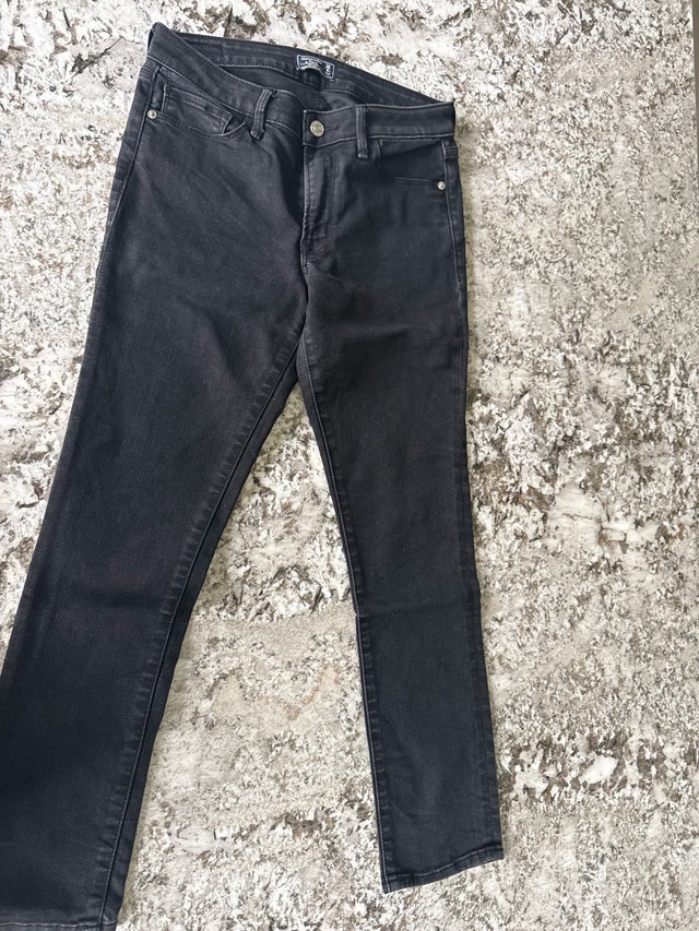 Abercrombie & Fitch Mid Rise Super Skinny Ankle Jeans