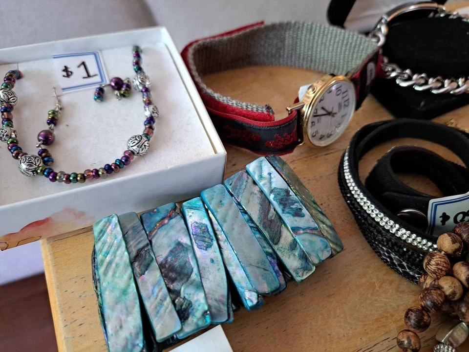 Box of Costume Jewelry - photo 3