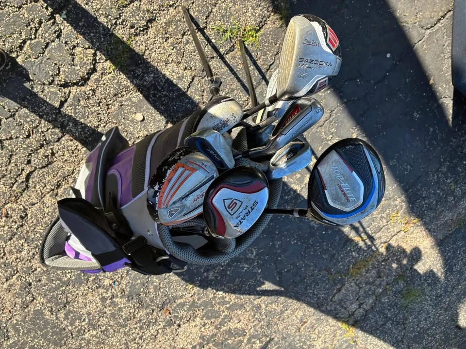 Women’s Ram Purple Standing golf bag with various clubs - photo 5