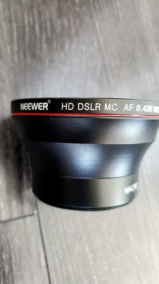 Neewer 0.43X Wide Angle Lens with Macro - photo 3