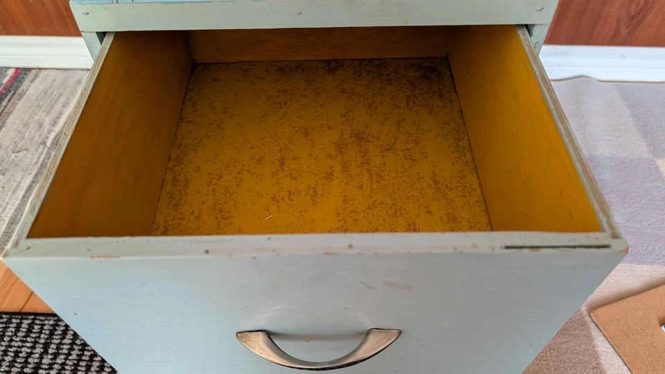 Side Table - photo 3