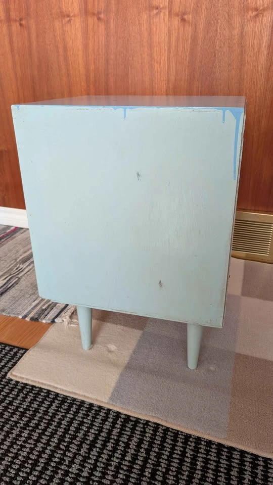 Side Table - photo 4