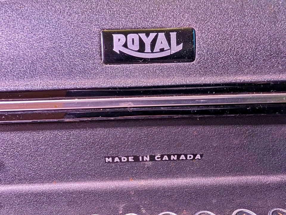 Royal Vintage Typewriter