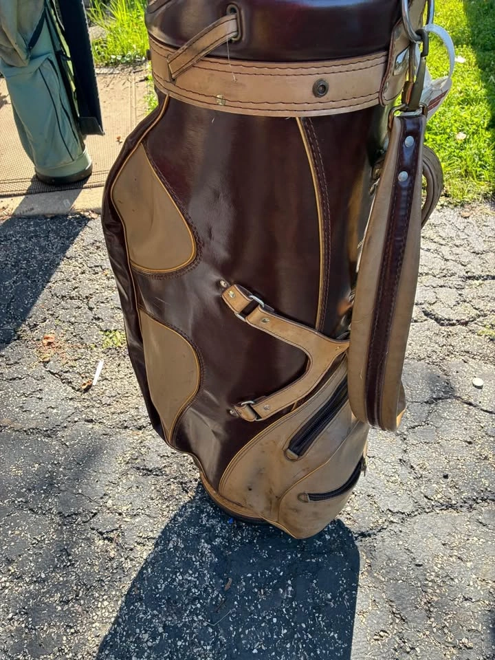 Vintage two-tone brown tan faux leather golf bag and clubs - photo 2