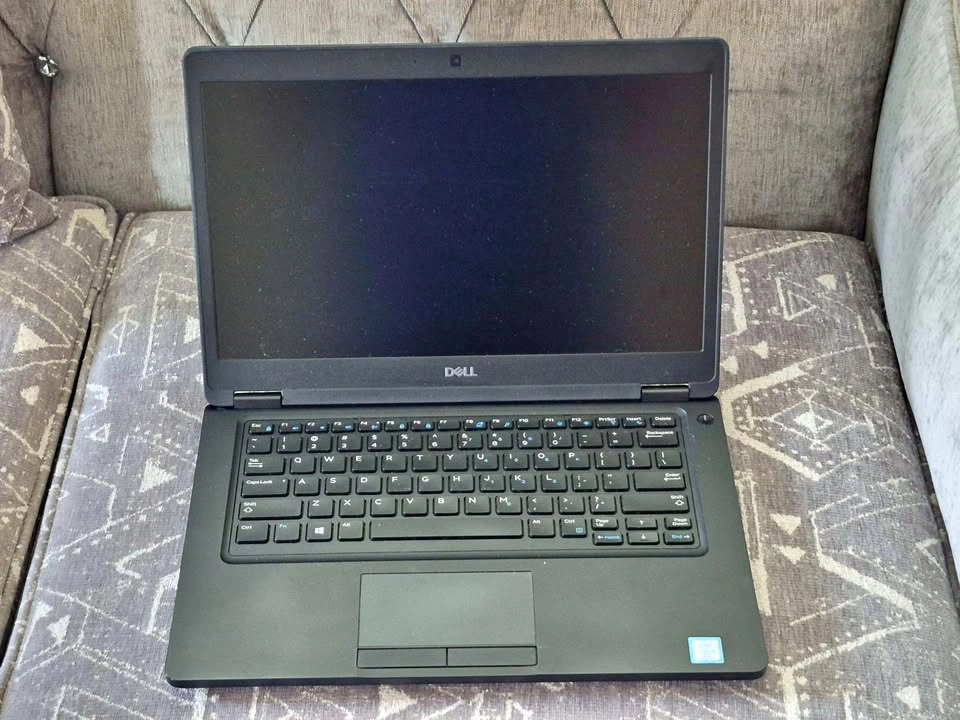 Dell Latitude 5490 Intel Core i5-8335U 16GB 256GB NVMe