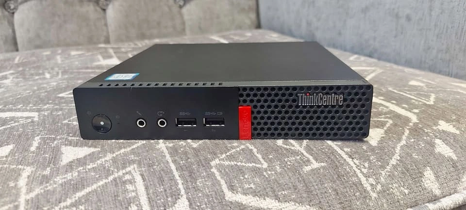 Lenovo ThinkCentre M710q Intel Core i7-7700T 16GB 762GB SSD