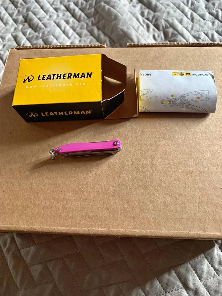LEATHERMAN STYLE PINK NEW