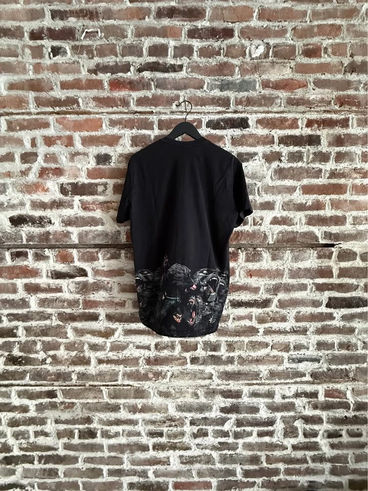 Givenchy Monkey Group Print - photo 2